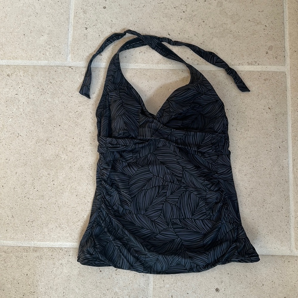 Kona Sol tankini top, gray and black pattern
